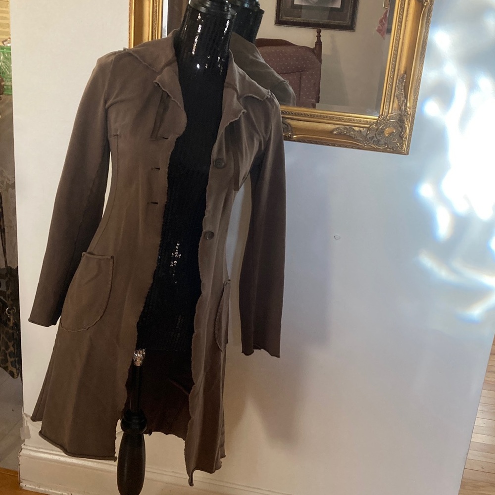 Cop.Copine Elegant Tan Trench Coat